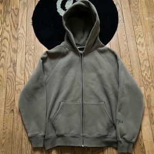 Essentials fear of god zip up